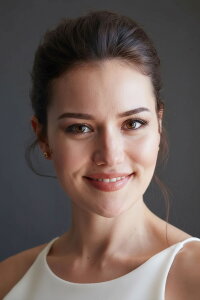 Fahriye Evcen