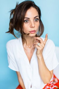 Farrah Aviva