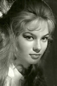 Gillian Hills