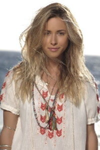 Gillian Zinser