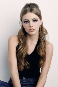 Grace Van Dien