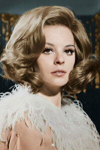 Hülya Koçyiğit