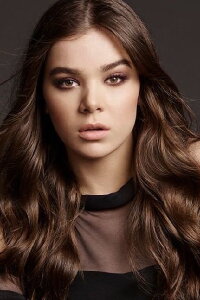 Hailee Steinfeld