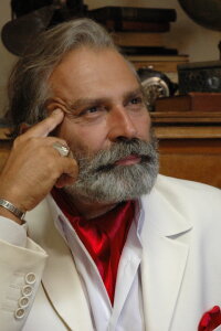 Haluk Bilginer