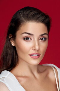 Hande Erçel