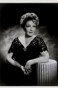 Harriet MacGibbon