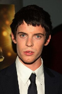 Harry Treadaway