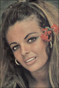 Helena Ronee