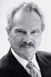 H.M. Wynant