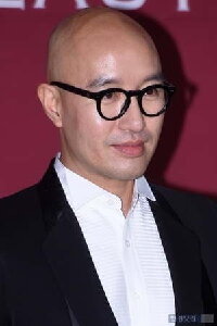 Hong Seok-cheon