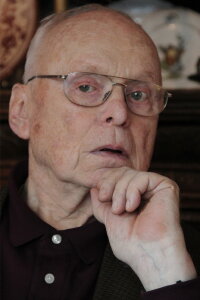 Hugo Niebeling