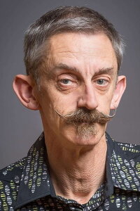 Ian Harcourt