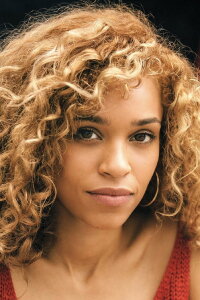 Izzy Bizu