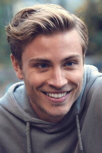 Jannik Schümann
