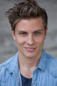 Jannik Schümann