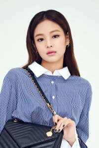 JENNIE