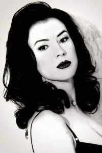 Jennifer Tilly