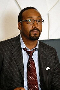 Jesse L. Martin