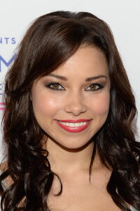 Jessica Parker Kennedy