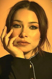 Jessica Parker Kennedy