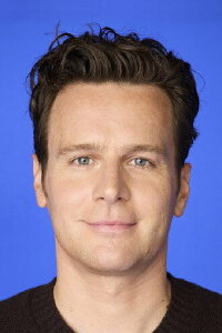 Jonathan Groff