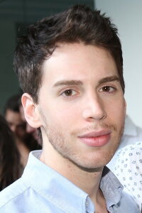 Jordan Gavaris