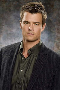 Josh Duhamel