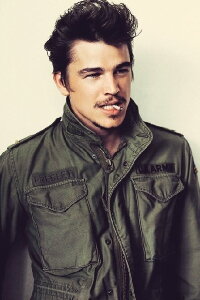 Josh Hartnett