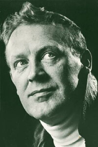 Joss Ackland