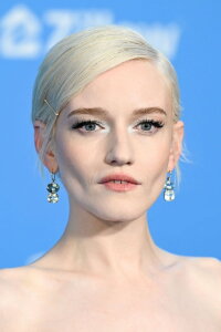 Julia Garner