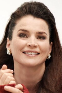 Julia Ormond