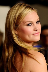 Julia Stiles