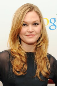 Julia Stiles