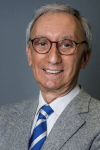 Júlio Isidro