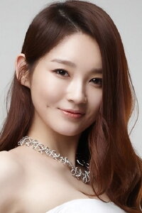 Kang Min-kyung