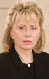 Kate Nelligan