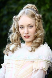Katharina Heyer