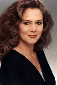 Kathleen Turner