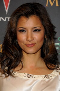 Kelly Hu
