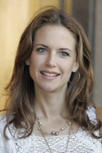 Kelly Preston