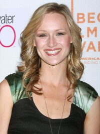 Kerry Bishé
