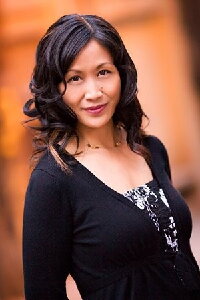 Khaira Ledeyo