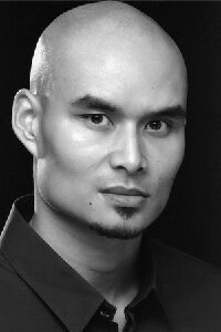 Khan Bonfils