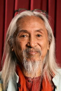 Kidlat Tahimik