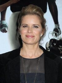 Kim Dickens