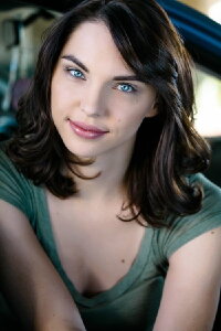 Kimberly Leemans