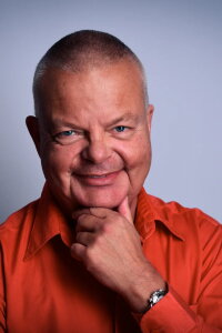 Klaus Neumann