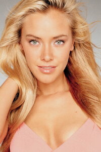 Kristanna Loken