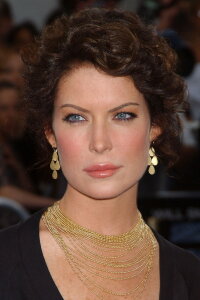 Lara Flynn Boyle