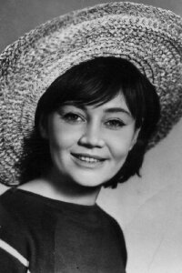 Larisa Luzhina